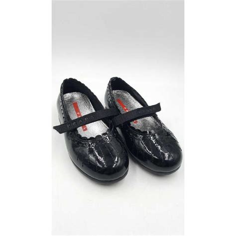 scarpe prada bimbo nere lucido|Ballerine in vernice in Nero .